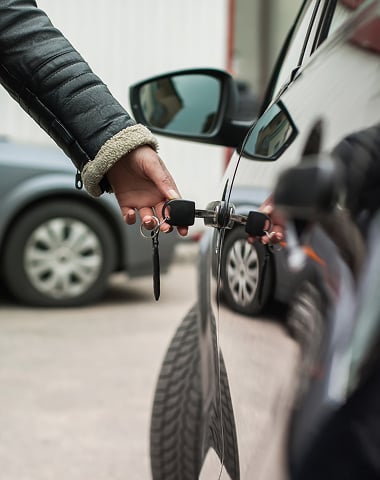 Car Lockout Houston – 24/7 Fast & Damage-Free Service 9129