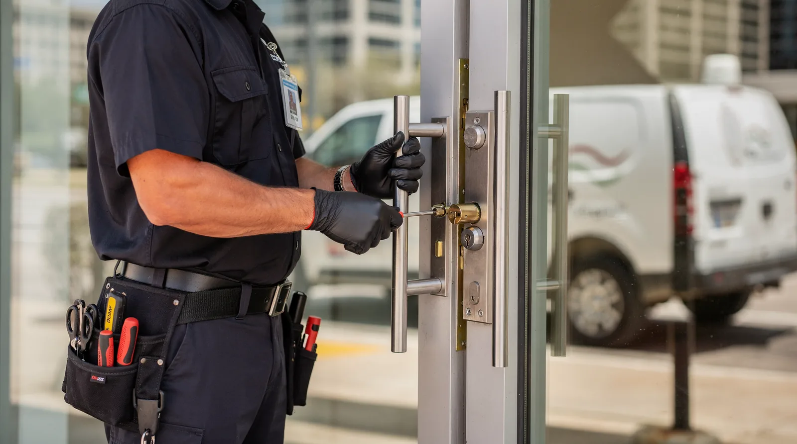 Commercial Lockout Services Near Me in Houston Why Choose A Licensed Houston Commercial Locksmith
